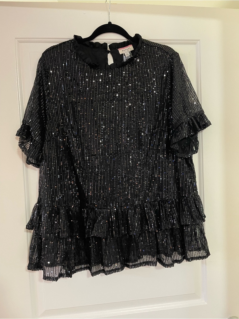 Andree by Unit Women’s Black Sequin Ruffle Top - Size 2X NWT